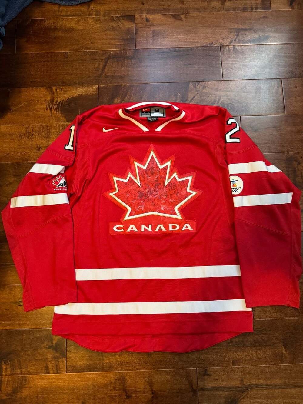 Nike Team Canada 2010 Vancouver Winter Olympics Iginla #12 Hockey Jersey Size M